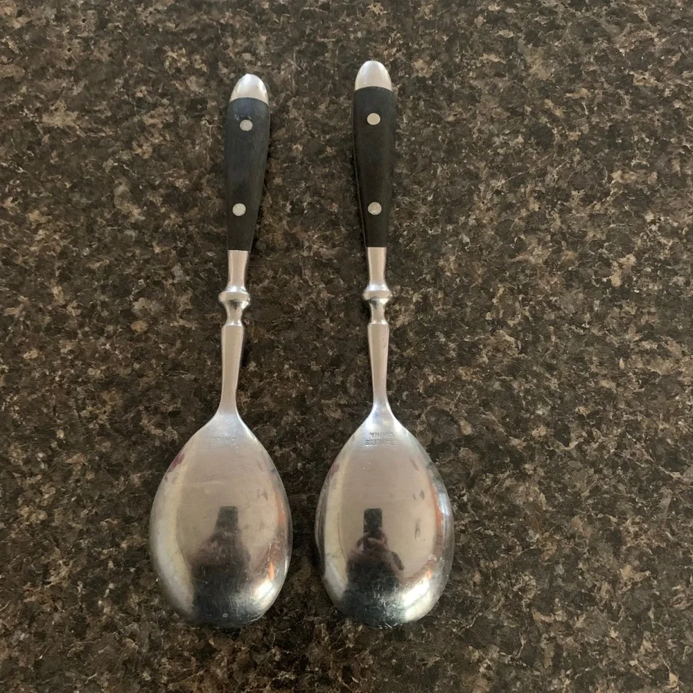 Hampton Silversmiths BISTRO BLACK Large Spoons Serving  or Soup Spoons of 2